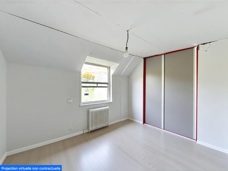 Péniche - 160 m² - 6 pièces