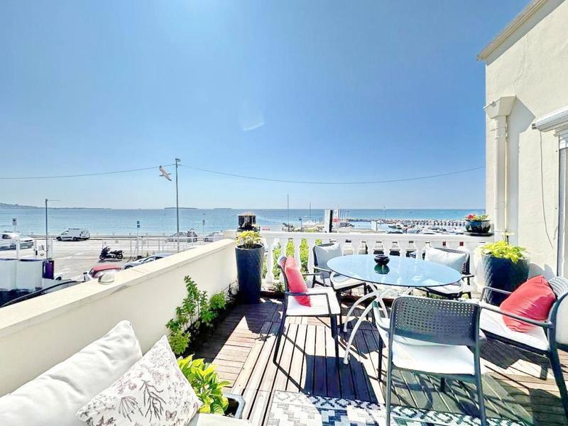 Appartement - 108 m² - 3 pièces