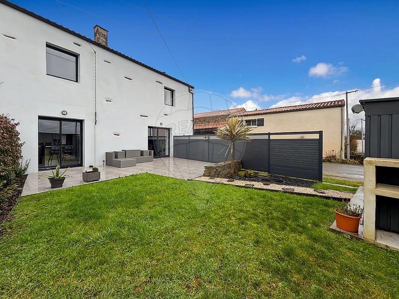 Maison - 115 m² - 4 pièces