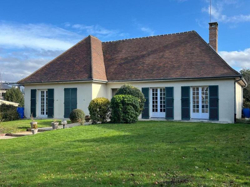 Maison - 185 m² - 7 pièces