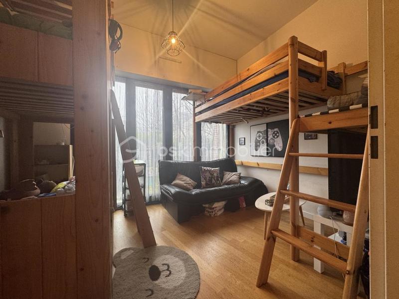 Appartement - 99 m² - 4 pièces