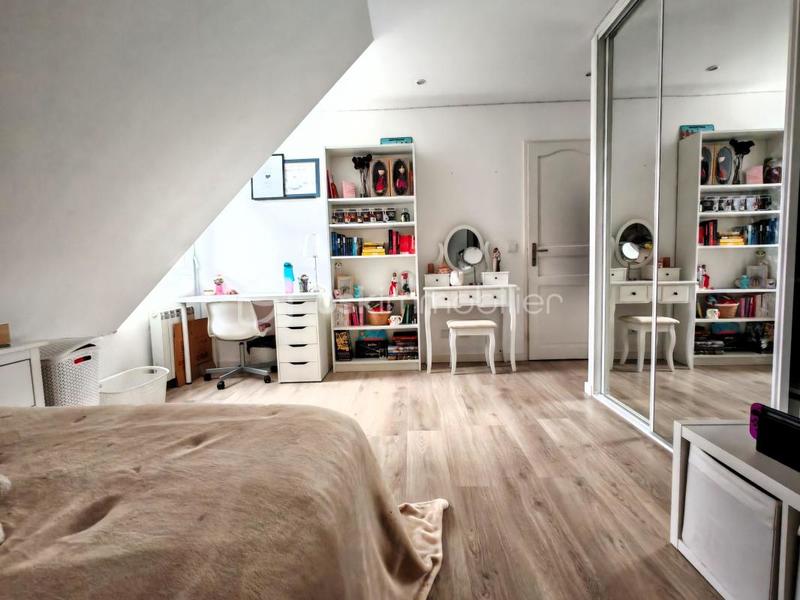 Maison - 120 m² - 7 pièces