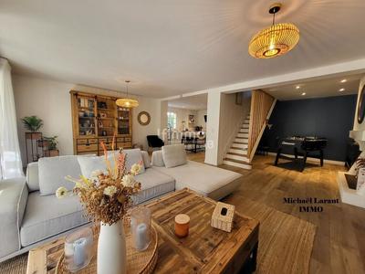 Maison - 173 m² - 5 pièces