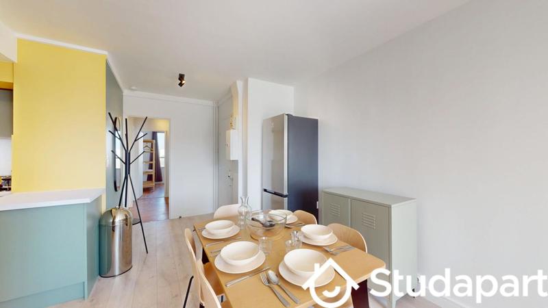 Chambre - 9 m² - 1 pièce