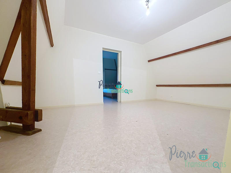 Maison traditionnelle - 199 m² - 6 pièces