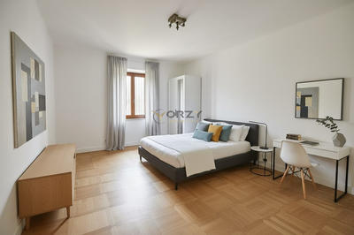 Maison - 170 m² - 8 pièces