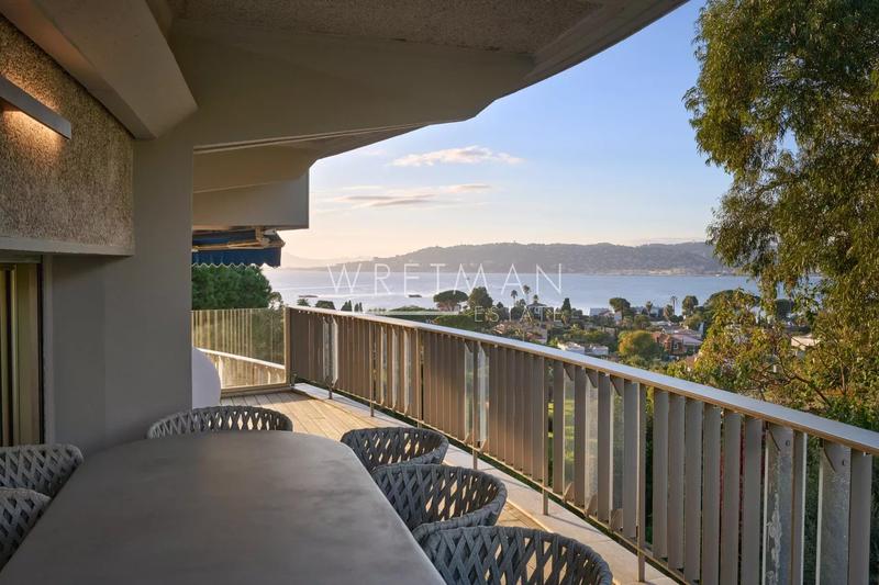 Appartement - 281 m² - 6 pièces