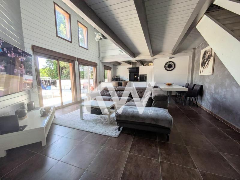 Maison - 114 m² - 4 pièces