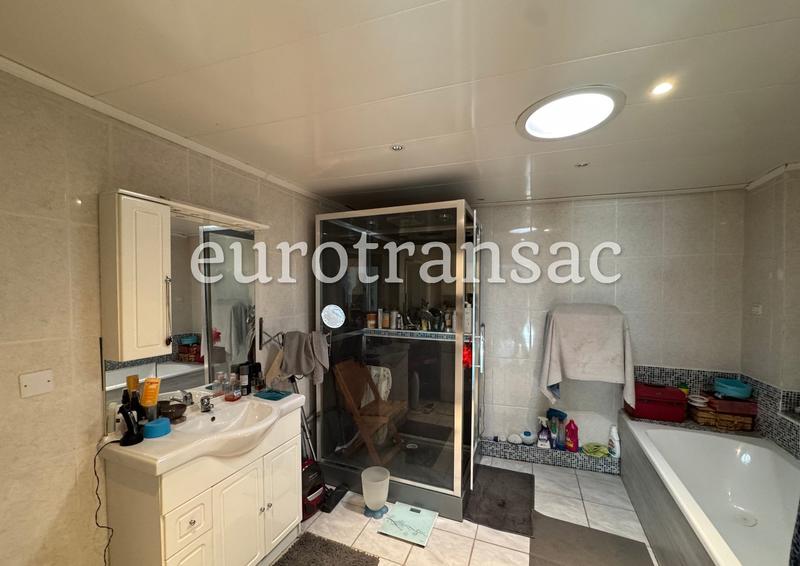 Maison de village - 199 m² - 6 pièces