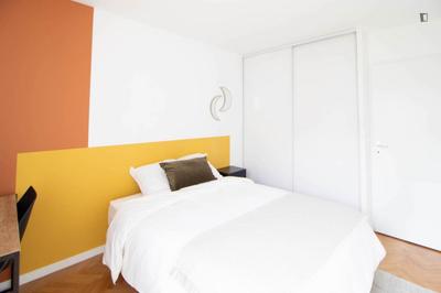 Chambre - 12 m² - 4 pièces