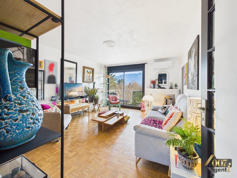 Appartement - 83 m² - 4 pièces