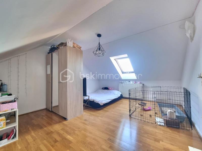 Maison traditionnelle - 138 m² - 6 pièces