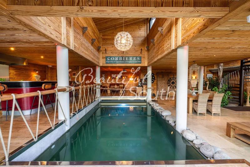 Maison - 230 m² - 5 pièces