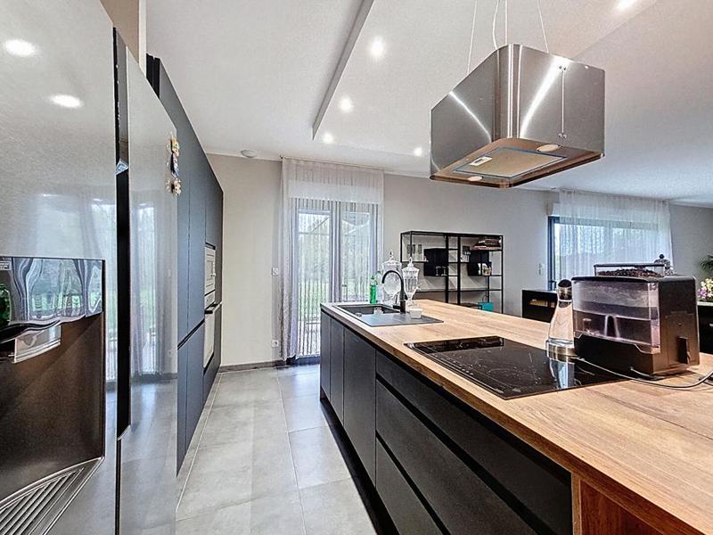 Maison - 118 m² - 5 pièces