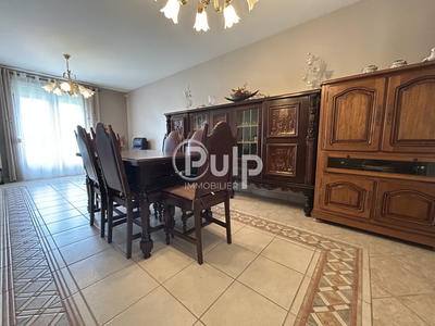 Maison - 140 m² - 6 pièces