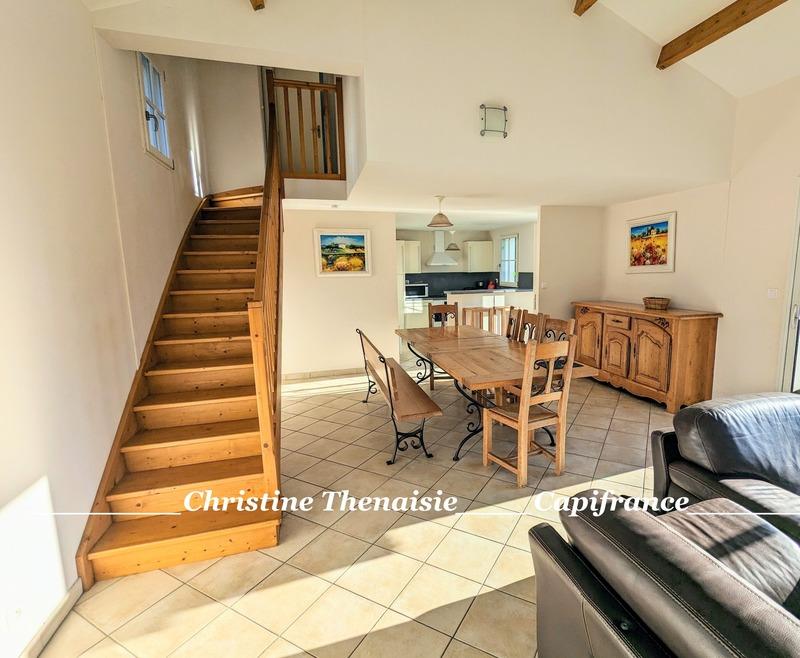 Maison - 104 m² - 5 pièces