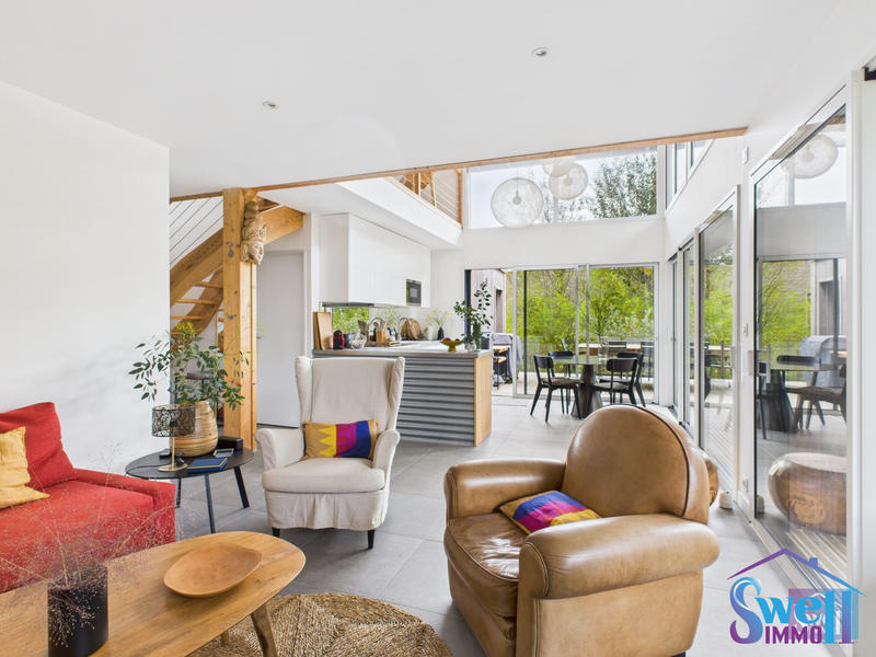 Maison - 122 m² - 4 pièces