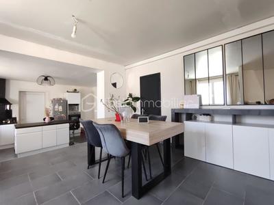 Maison de ville - 118 m² - 5 pièces