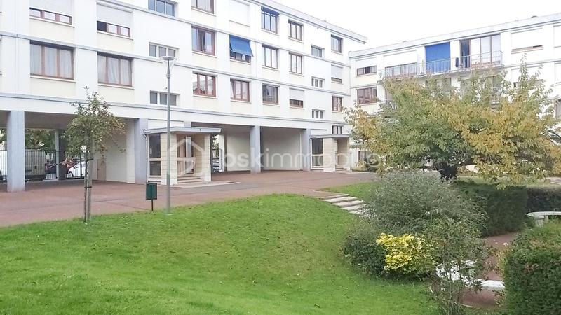 Appartement - 81 m² - 5 pièces