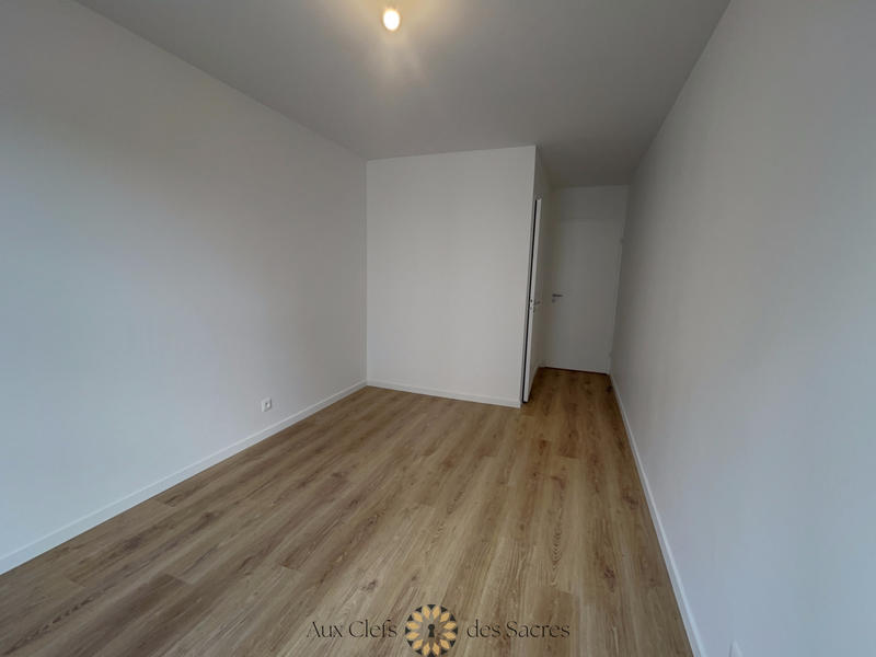 Appartement - 81 m² - 4 pièces
