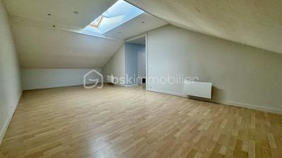 Appartement - 111 m² - 4 pièces