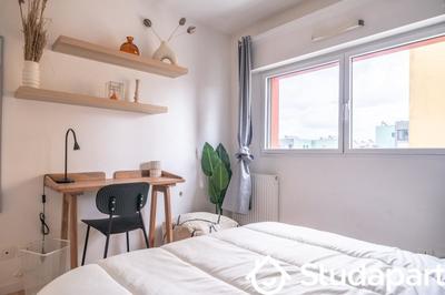 Chambre - 11 m² - 1 pièce