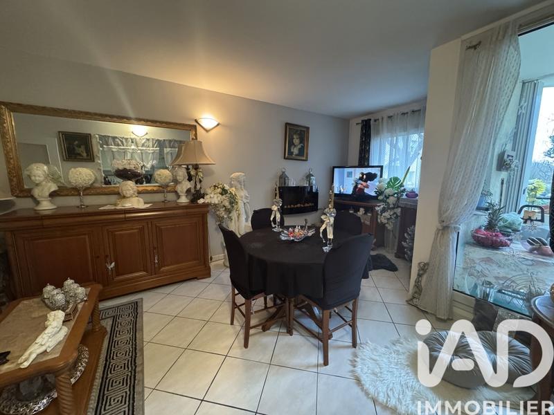 Appartement - 81 m² - 3 pièces