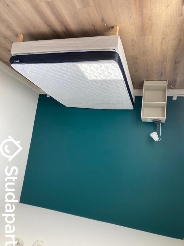 Chambre - 12 m² - 1 pièce