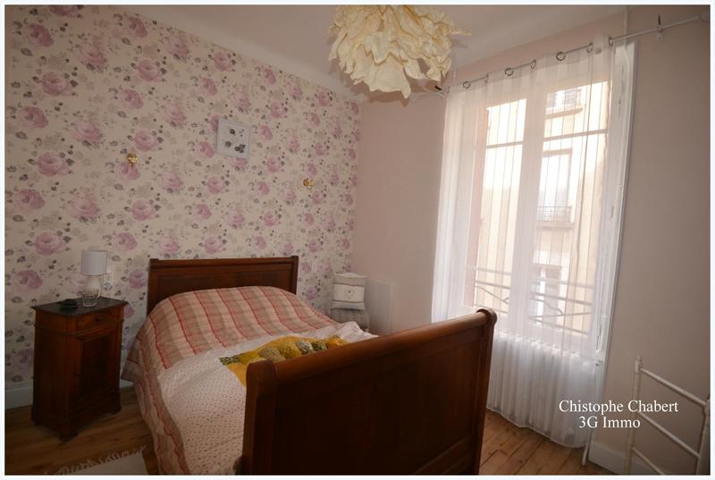 Maison - 252 m² - 18 pièces