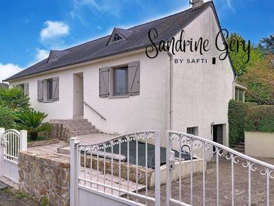 Maison - 117 m² - 6 pièces