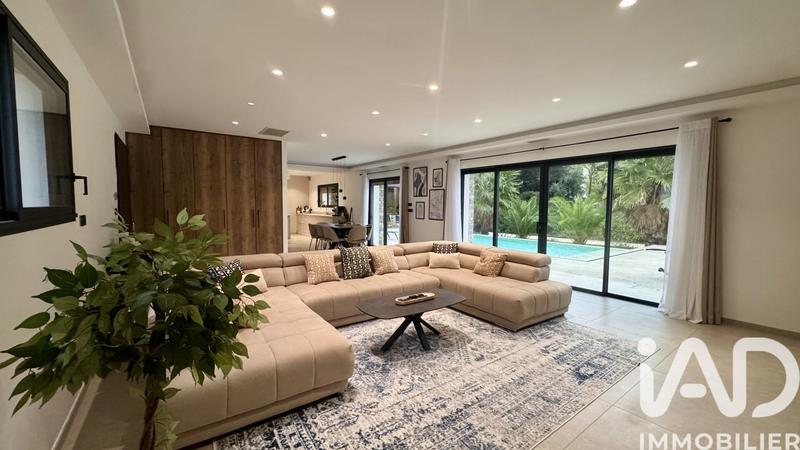 Maison de maîtres - 187 m² - 7 pièces