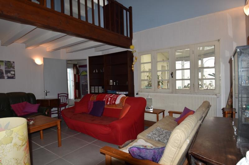 Maison de village - 100 m² - 6 pièces