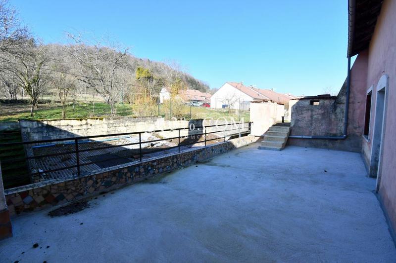 Maison de village - 105 m² - 6 pièces