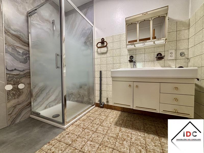 Appartement - 69 m² - 2 pièces