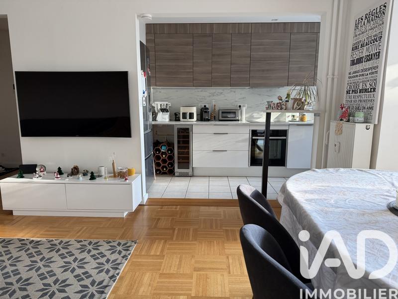 Appartement - 77 m² - 3 pièces