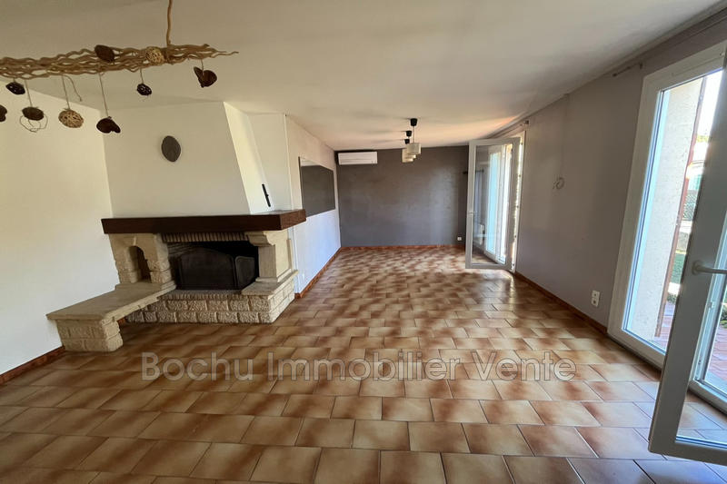 Villa - 100 m² - 5 pièces