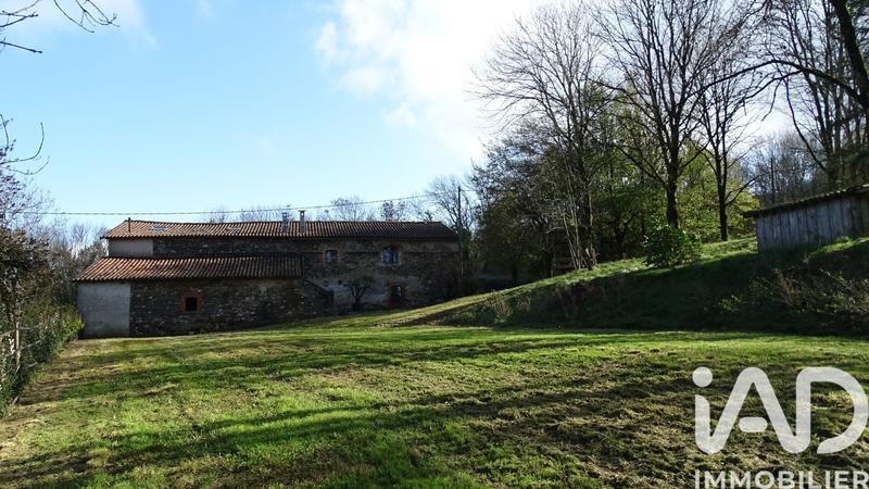 Maison de campagne - 360 m² - 8 pièces