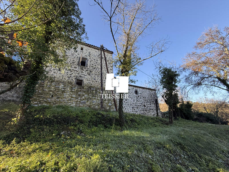 Maison - 80 m² - 6 pièces