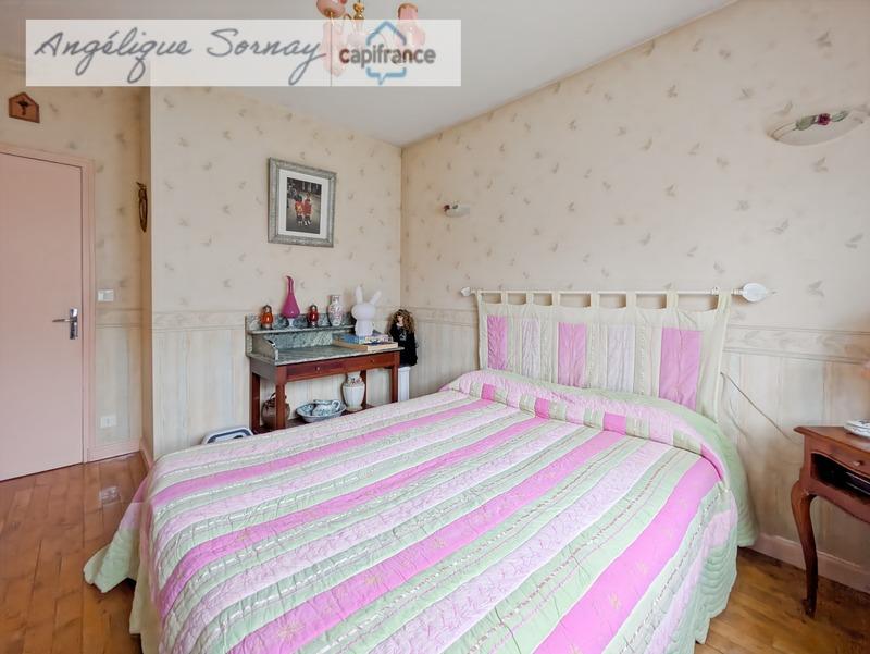 Maison - 207 m² - 7 pièces