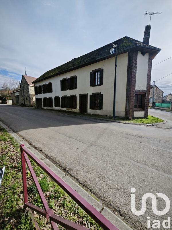 Maison - 210 m² - 7 pièces