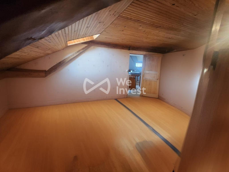 Maison - 135 m² - 8 pièces