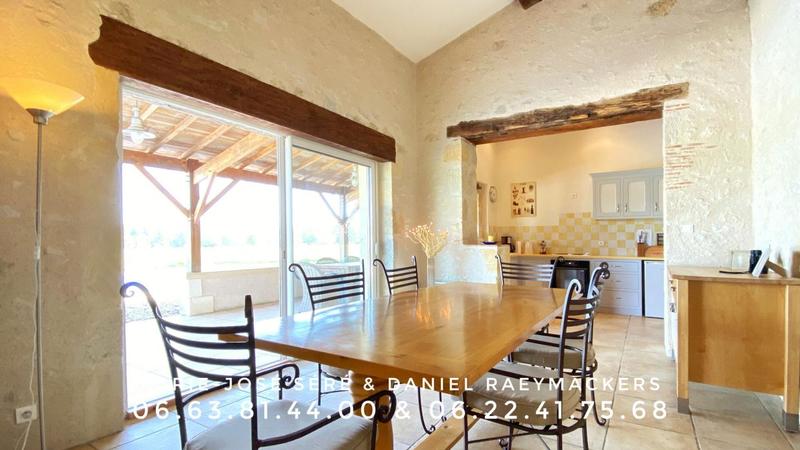 Demeure - 560 m² - 17 pièces