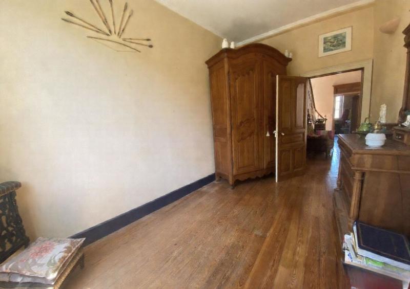 Maison - 184 m² - 7 pièces