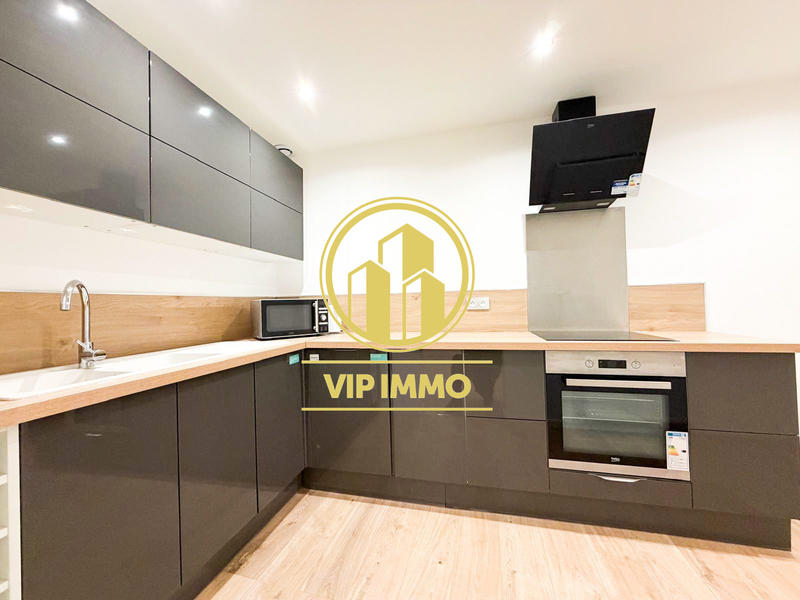 Maison - 80 m² - 5 pièces