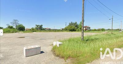 Terrain - 3 000 m²