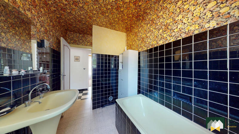 Maison - 129 m² - 8 pièces