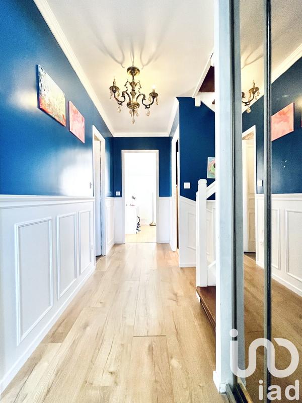 Maison - 177 m² - 7 pièces