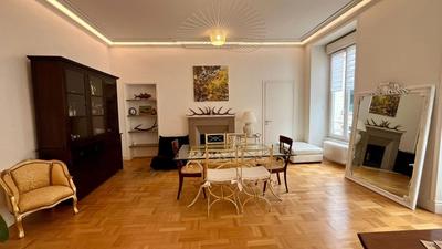 Appartement - 135 m² - 6 pièces