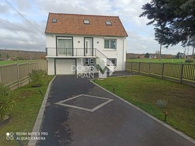 Maison - 93 m² - 4 pièces