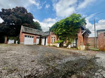 Maison - 335 m² - 10 pièces